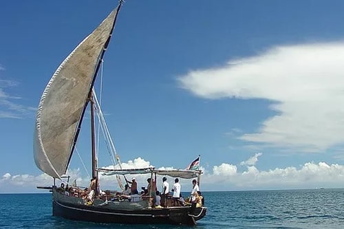 dhow safaris